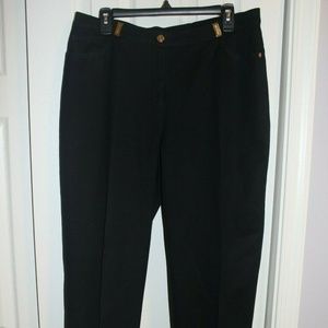 St John Sport Jeans Straight women Size 14 black